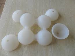 Ice Ball maker (4 pcs in one)